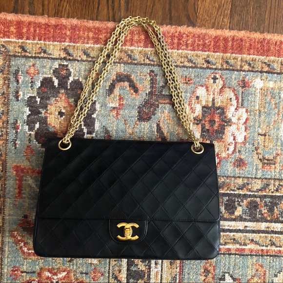 SOLD***Chanel Vintage Classic Medium Bijoux Double Flap Bag - Picture 4 of 13